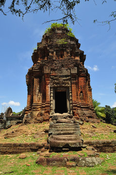 Cambodia Angkor Roluos view of the mountain Bakong temple
