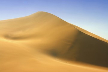 Fototapeta na wymiar Desert mountain