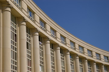 Fototapeta premium architektura dzielnicy Antigone w Montpellier