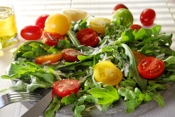 Wildtomaten mit Rucola