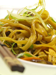 gebratene chinesische nudeln