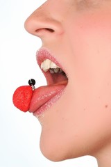 fraise et piercing