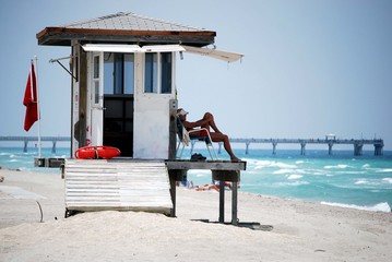 Dania Beach Lifeguard Stand