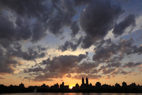 Manhattan sunset at the reservoir