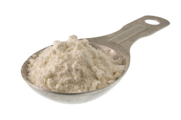 tablespoon of white wheat flour or other powder