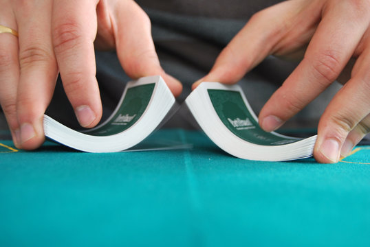battre les cartes