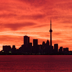 Downtown Toronto waking up to a fiery sky © Studiotouch