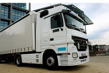 Fototapeta premium safety truck