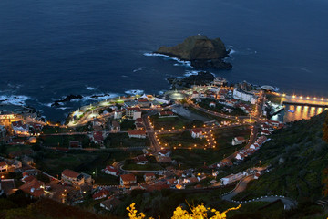 Porto Moniz am Abend