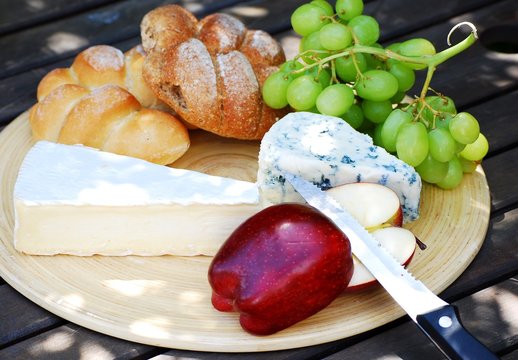 alfresco lunch - Powered by Adobe