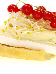 belegte brötchen,baguette,camembert,sprossen