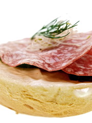 belegte brötchen,baguette,salami,salat,sprossen