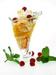 mangoeis mit himbeeren, das beste fruchteis