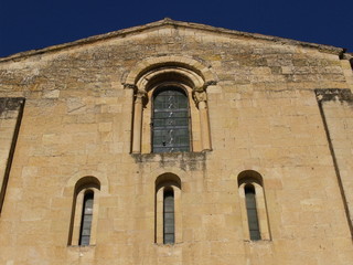 Fototapeta na wymiar Iglesia de San Martín en Segovia-3