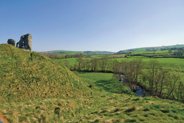 clun castle shropshire