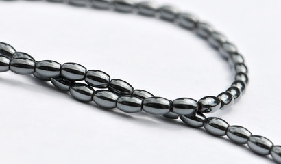 Fototapeta premium collier de perles noires
