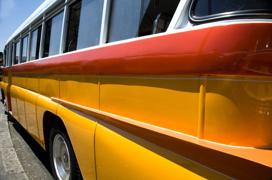 classic bus malta europe