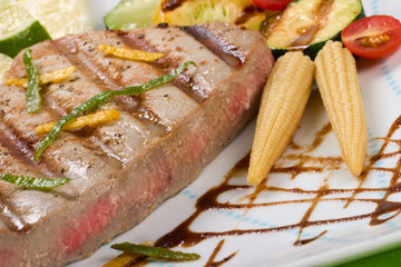 Grilled tuna steak