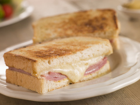 Cheese And Ham Toasted Sandwich