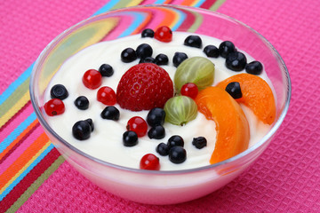Dessert - fruits with cream