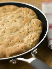 Tarte Tatin in a pan