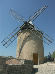 moulin &agrave; vent