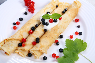 Pancakes with fruits
