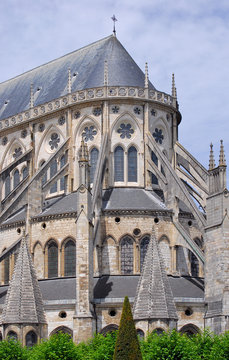 Vue sur la Cath&eacute;drale de Bourges (St Etienne)