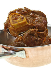 ossobuco,geschmorte kalbshaxe,klassische italienisch