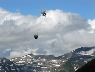 rotor wing transport 2 © Konstanze Gruber