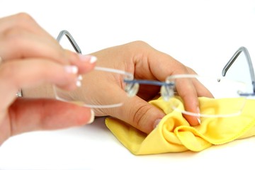 Brille säubern