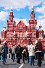 tourists and Historical museum on Red Sqaure © Pavel Losevsky