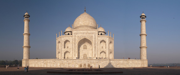Fototapeta premium Taj Mahal palace in India