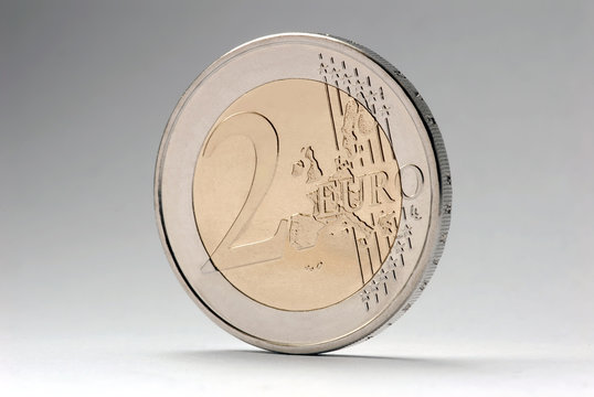 Stehende 2 Euro M&uuml;nze