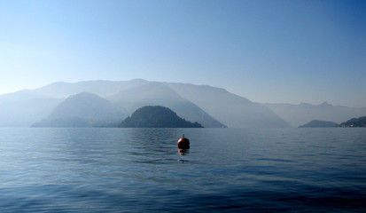 Obraz premium buoy in the middle of the lake