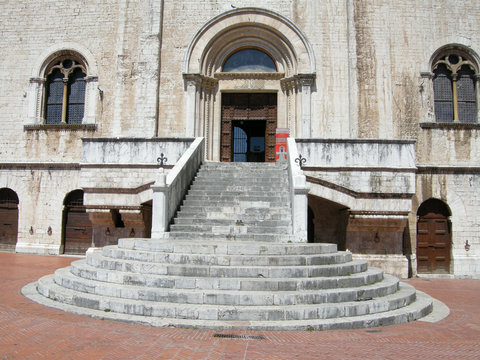 Treppenaufgang zum Palazzo dei Consoli - Gubbio