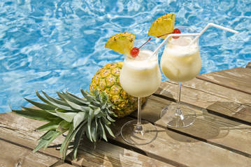 Naklejka premium Pina Colada