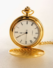 kettenuhr