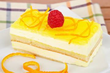 Delicious lemon cake