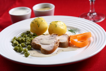 Roasted turkey fillet with vegetables