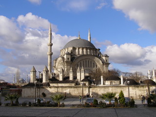 Fototapeta na wymiar Meczet w Stambule