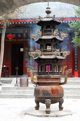 Deurstickers Taoist temple in the Huashan mountain, Xi'an, China © Nataliya Hora