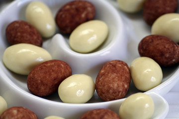 Schokomandeln