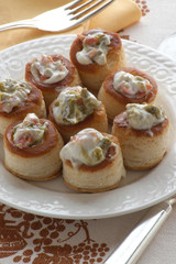 Vol au vents al salmone ed asparagi - Antipasto