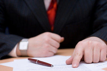 Obraz premium Reading the Terms