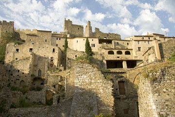 le village de saint-montan en vivarais © Jacques Ribieff 