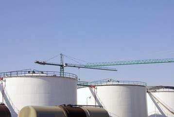 Obraz premium Tanks for the storage of oil