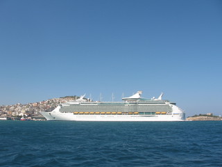 cruise ship