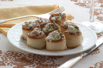 Vol au vents agli asparagi e salmone - Antipasto