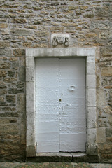 porte ancienne de 1710